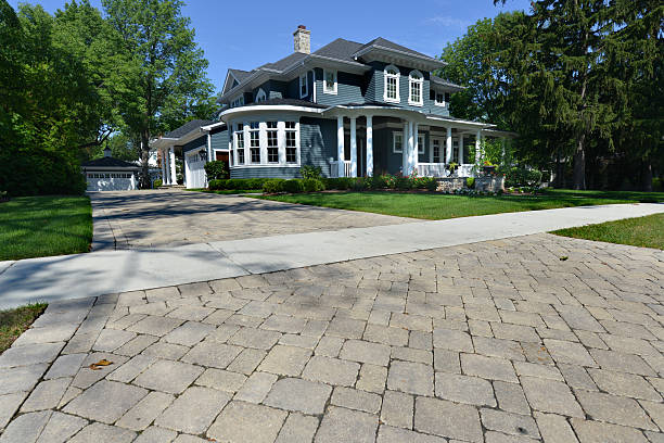 Best Driveway Pavers Installation  in Lake Catherine, IL